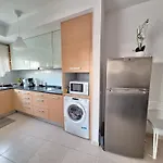 Espacoso Com Excelente Espaco Exterior 公寓 阿尔布费拉
