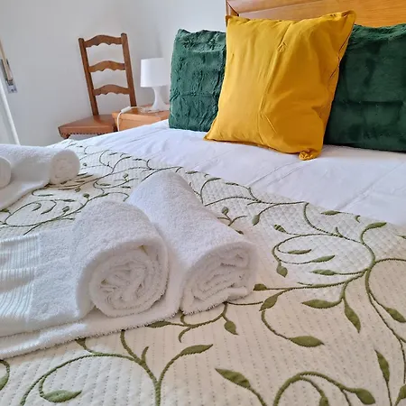 דירה Espacoso Com Excelente Espaco Exterior *